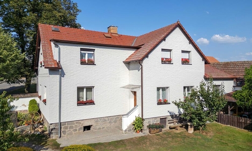 Fotografie realizací fasád pro rodinný dům